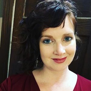 Meet your Posher, Dana